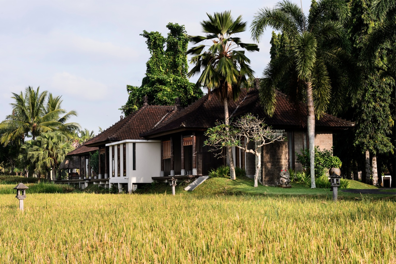 Those seeking serenity and rejuvenation will find both in abundance at The Spa, nestled at one edge of the seemingly endless paddy fields.